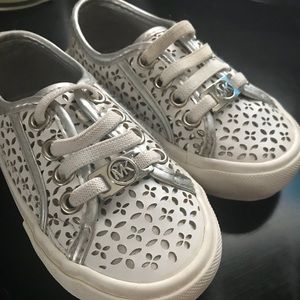 Toddler girl MICHAEL KORS sneakers